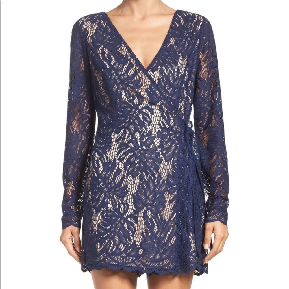 NWT Lilly Pulitzer Tiki Wrap Romper. Large.